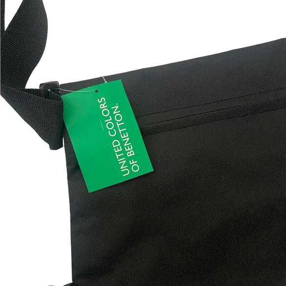 United Colors of Benetton Messenger Reversible  Bag (NWT) - Picture 4 of 5